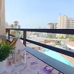 Lovely Close To The * 플라야 델 잉글스