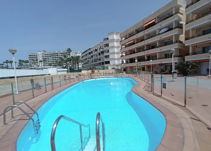 公寓 Lovely Close To The *